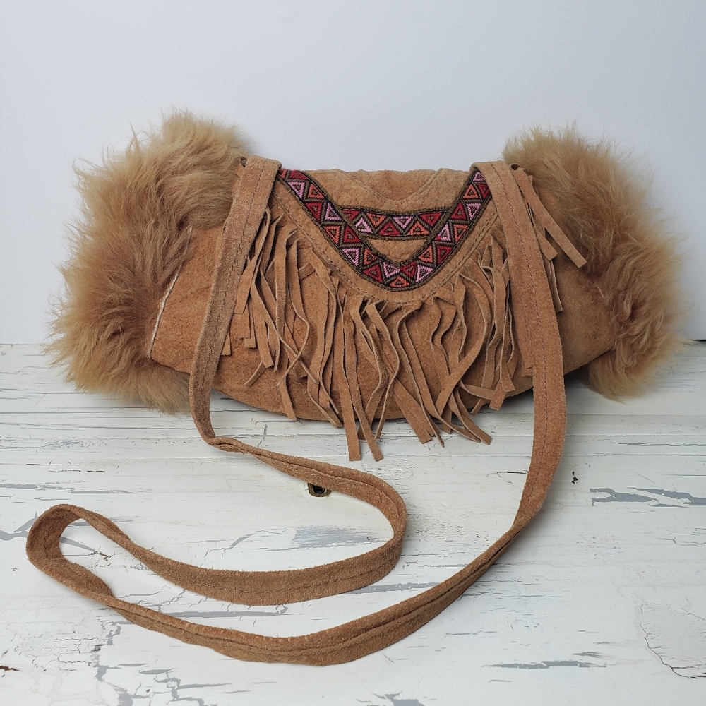 Native American Embroidered Leather Crossbody-style Fringe Laced Handwarmer Bag